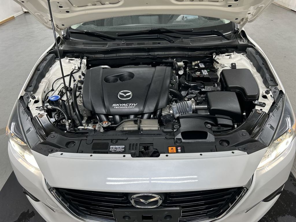 2017 Mazda Mazda3 Grand Touring - Photo 24