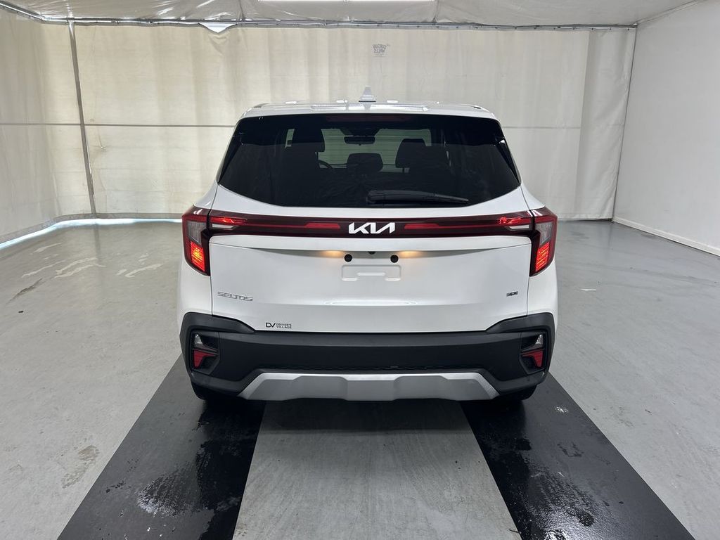 2024 Kia Seltos LX - Photo 20