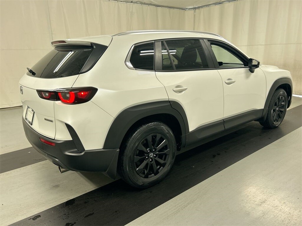 2024 Mazda CX-50 2.5 Select photo 2