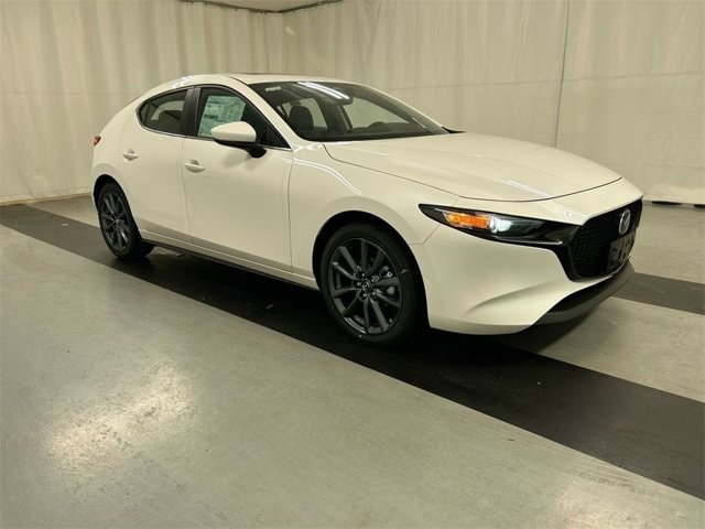 2025 Mazda Mazda3 Preferred's photo