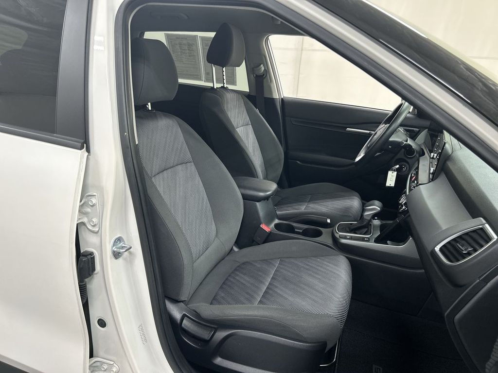 2024 Kia Seltos LX - Photo 22