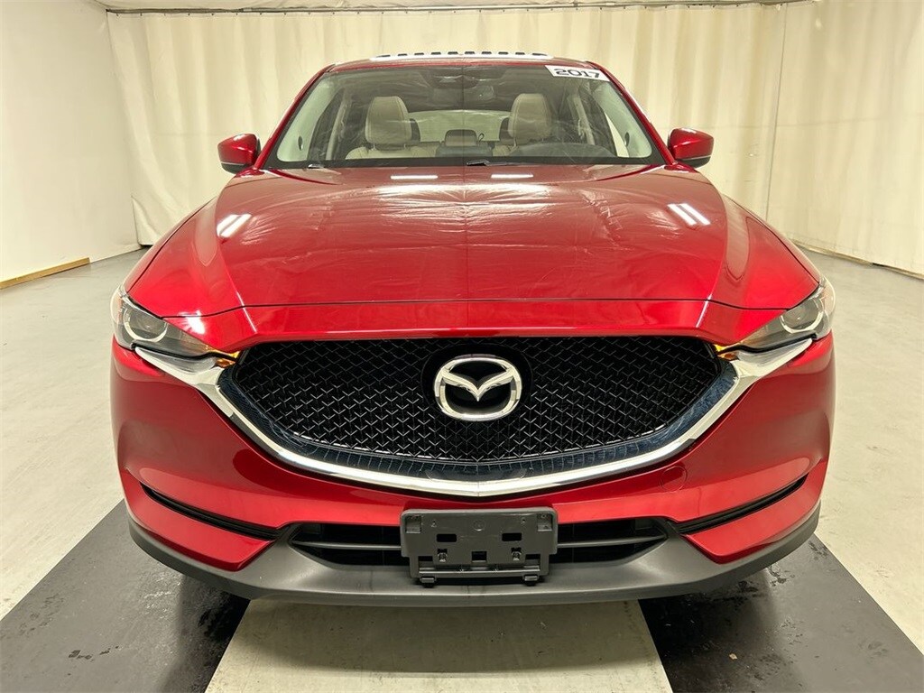 2017 Mazda CX-5 Touring photo 3