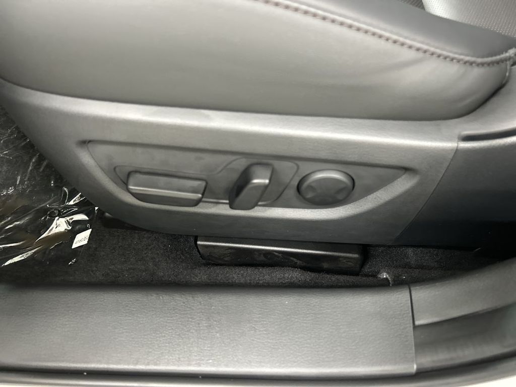 2026 Mazda CX-30 Turbo Premium Plus - Photo 13