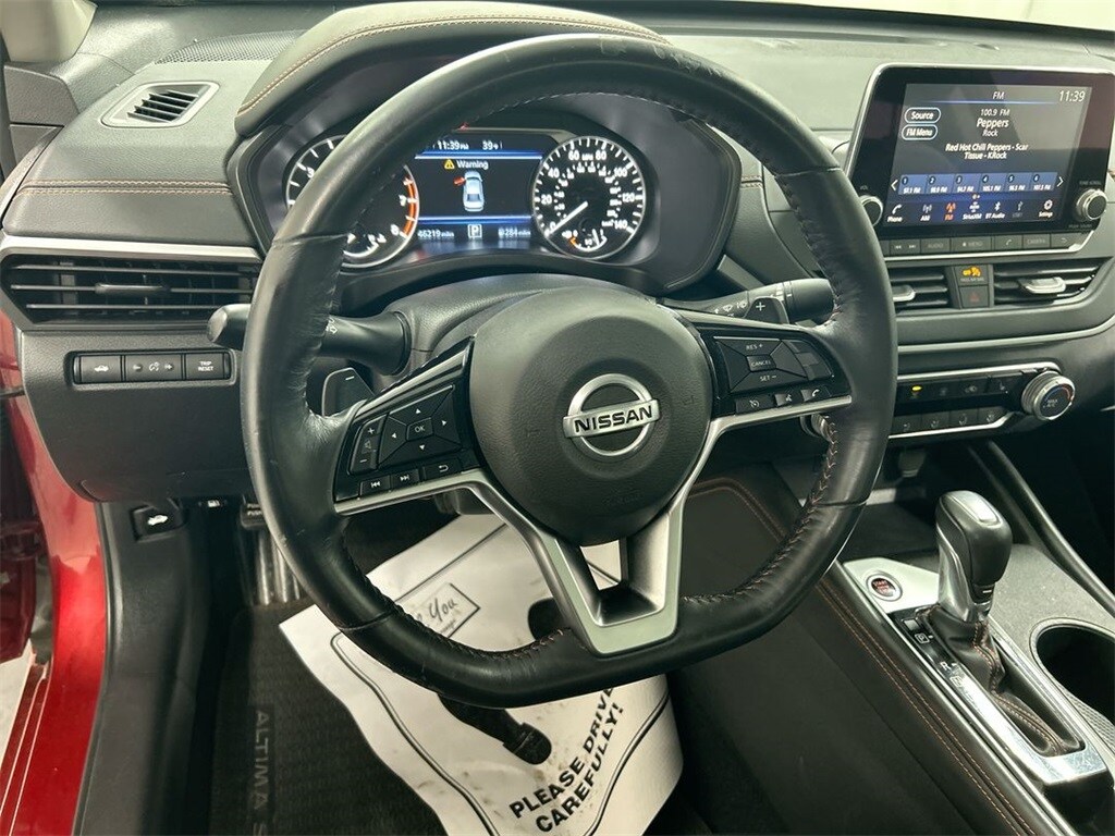 2019 Nissan Altima 2.5 SR photo 4