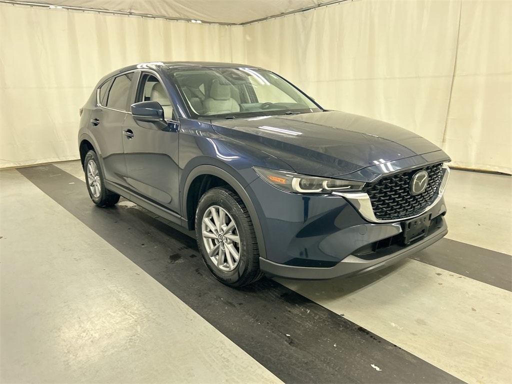 2023 Mazda CX-5 S Preferred package's photo