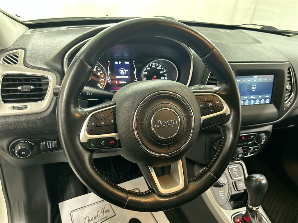 2020 Jeep Compass Latitude photo 3
