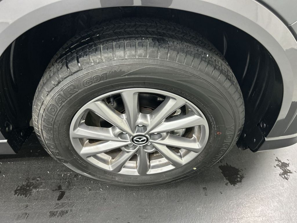 2025 Mazda CX-5 S Preferred package - Photo 8