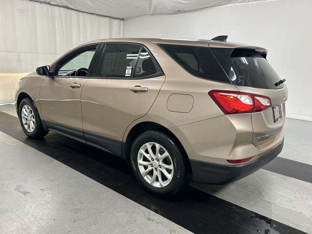 2019 Chevrolet Equinox LS - Photo 7