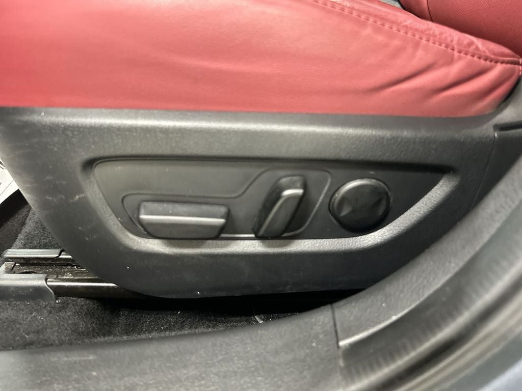 2024 Mazda CX-30 Carbon Edition - Photo 10