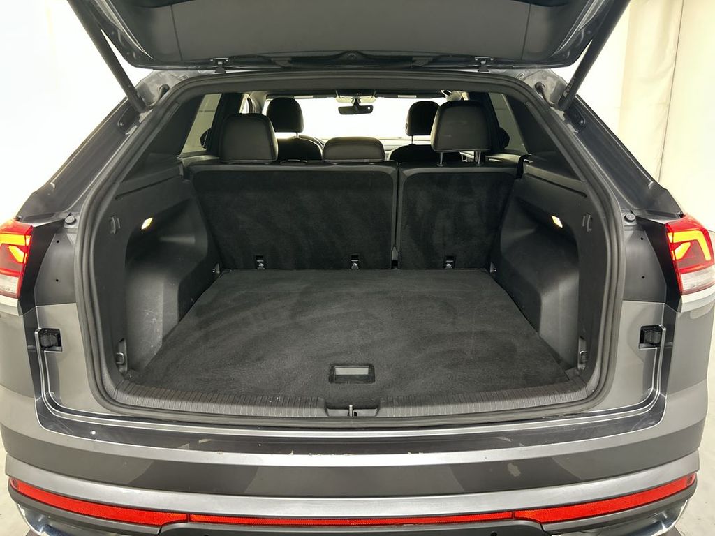 2023 Volkswagen Atlas Cross Sport SE w/Tech - Photo 21