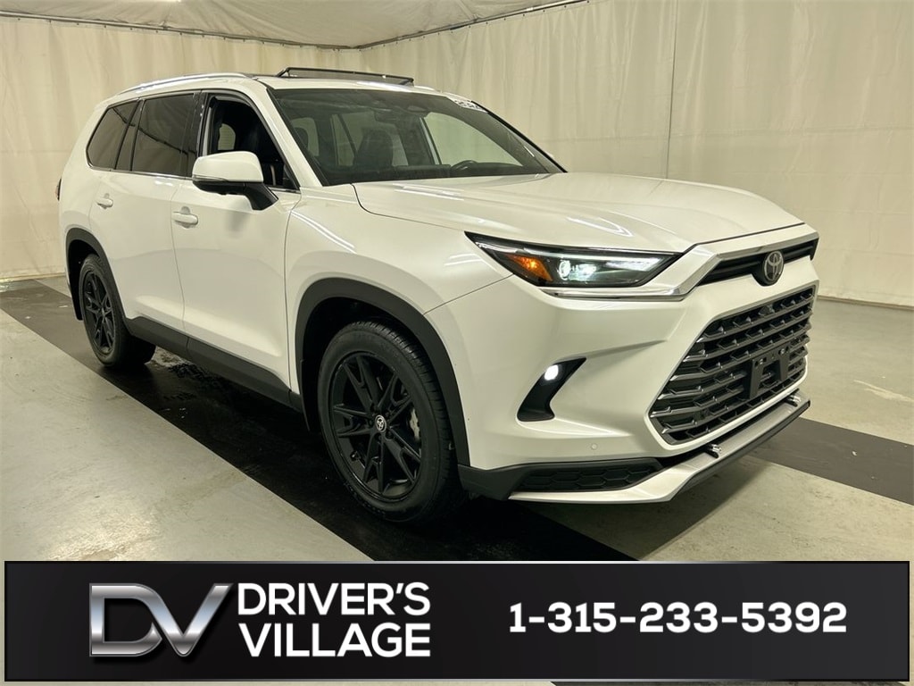 2024 Toyota Grand Highlander Platinum's photo
