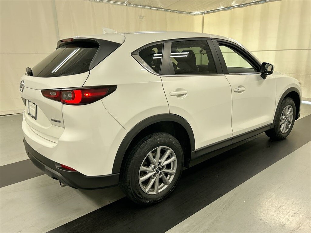 2023 Mazda CX-5 2.5 Select photo 3