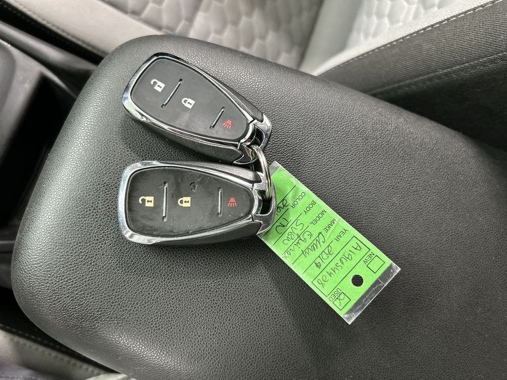 2019 Chevrolet Equinox LS - Photo 12