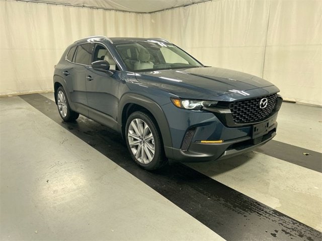 2026 Mazda CX-50 Premium's photo