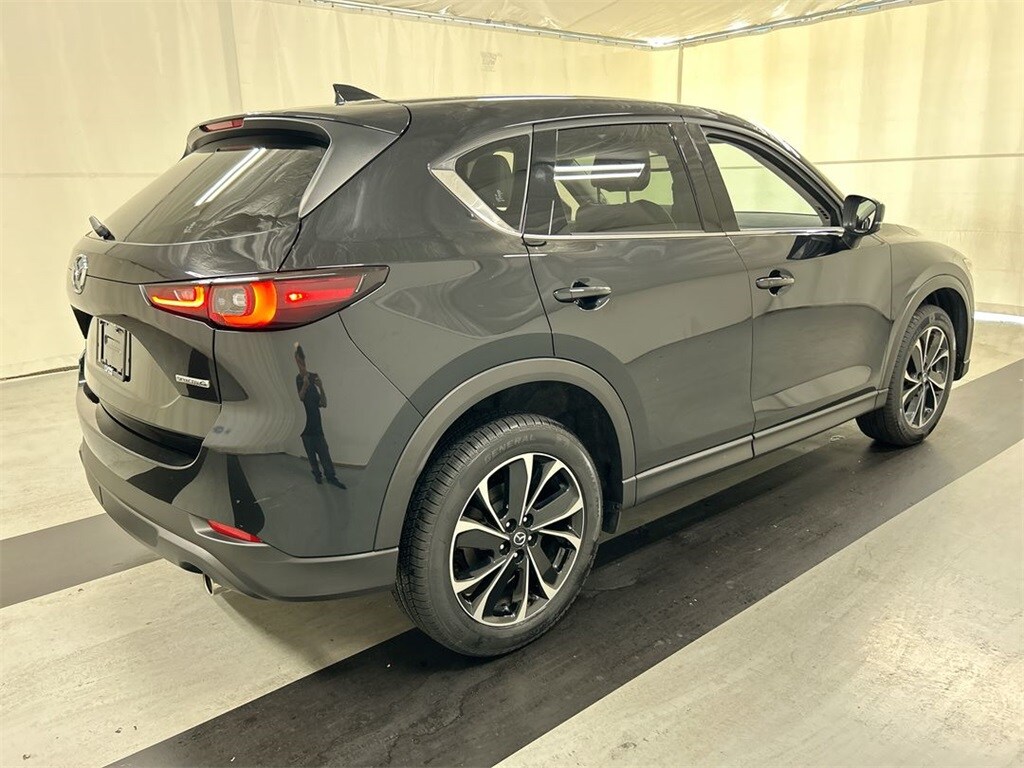 2022 Mazda CX-5 2.5 S Premium photo 3