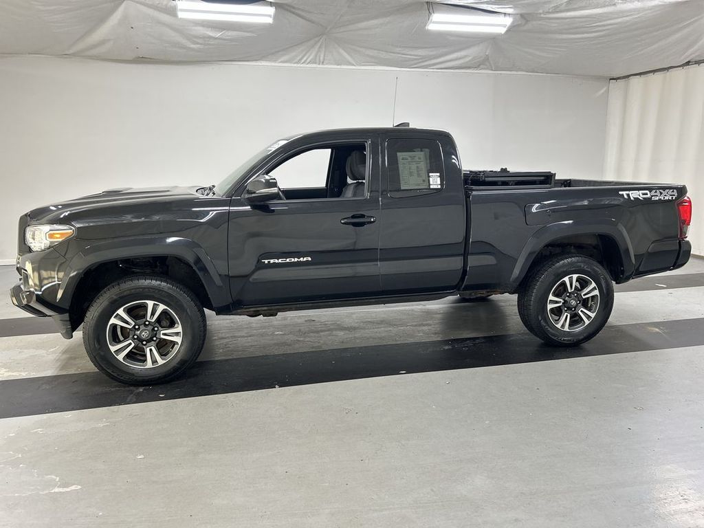 2019 Toyota Tacoma TRD Sport - Photo 6