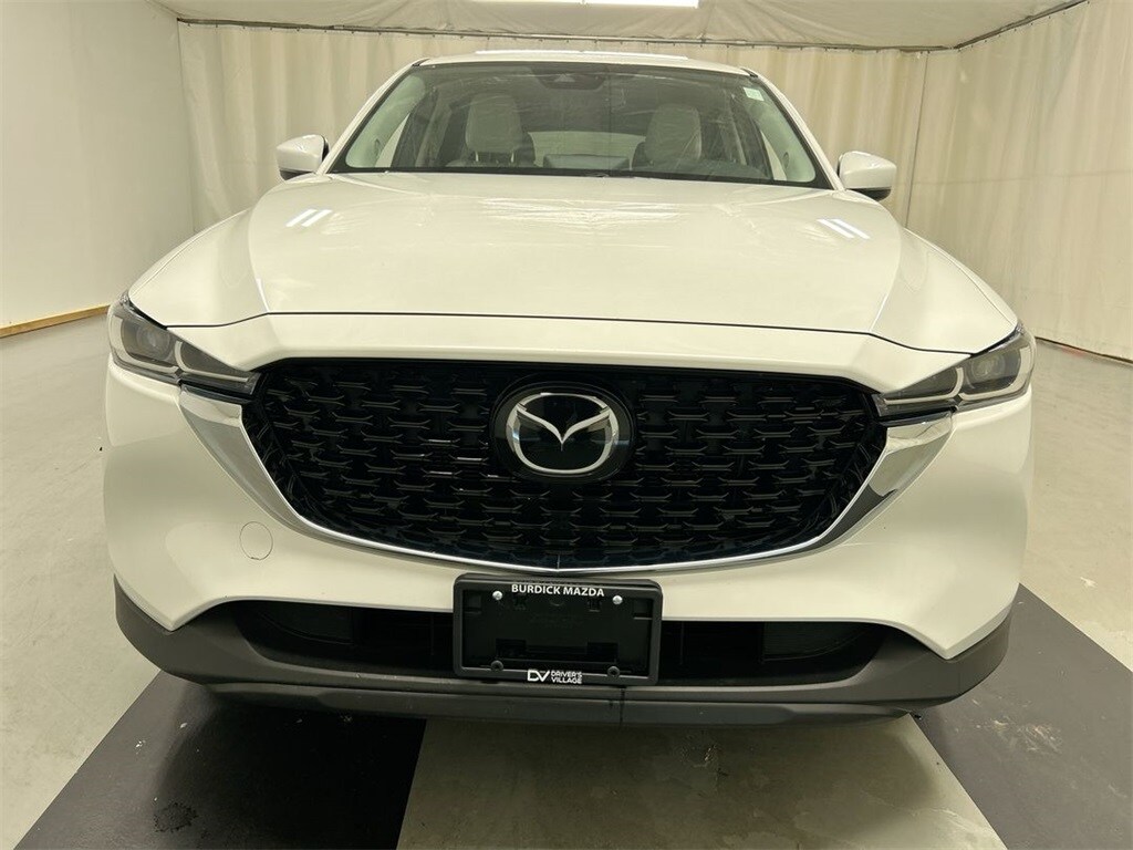 2023 Mazda CX-5 2.5 S Preferred photo 3