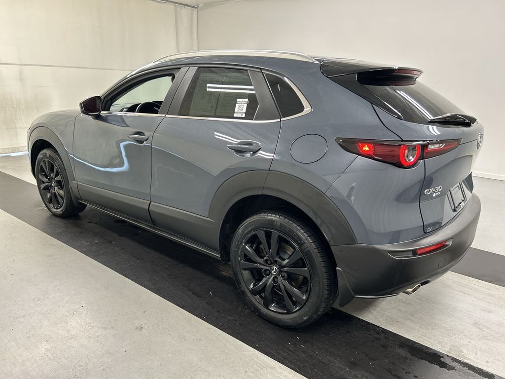 2024 Mazda CX-30 Carbon Edition - Photo 7