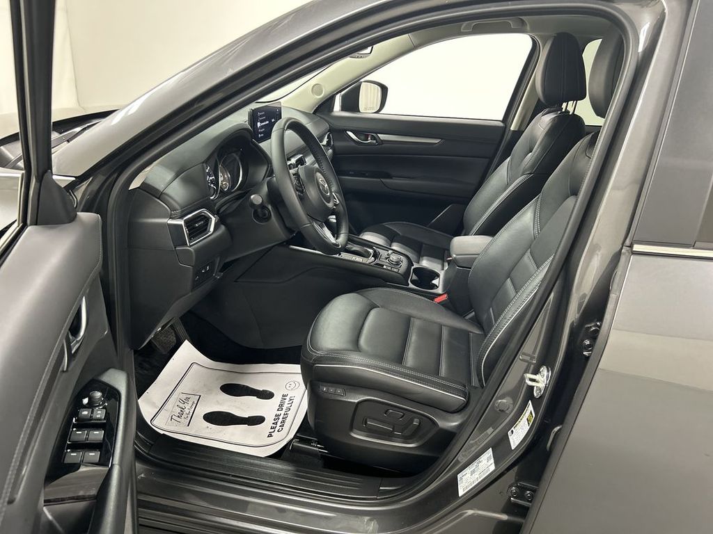 2025 Mazda CX-5 S Preferred package - Photo 9