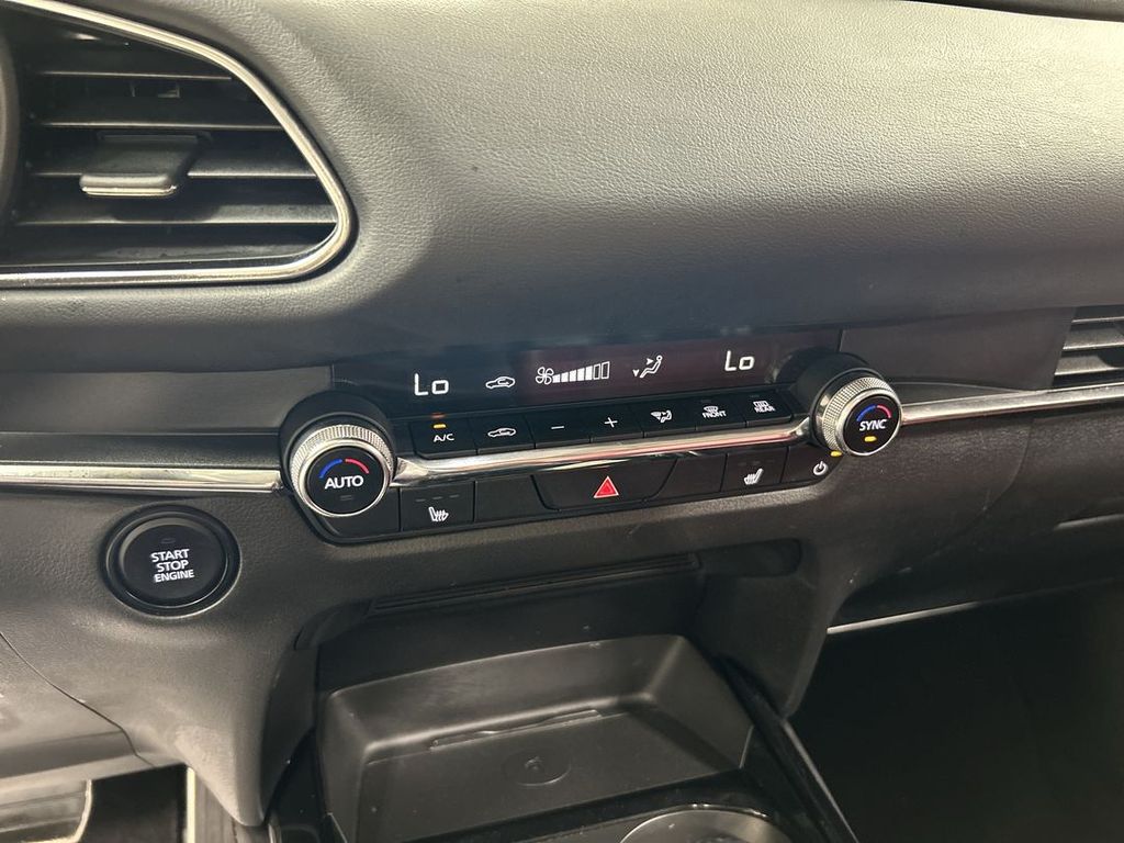 2024 Mazda CX-30 Carbon Edition - Photo 16