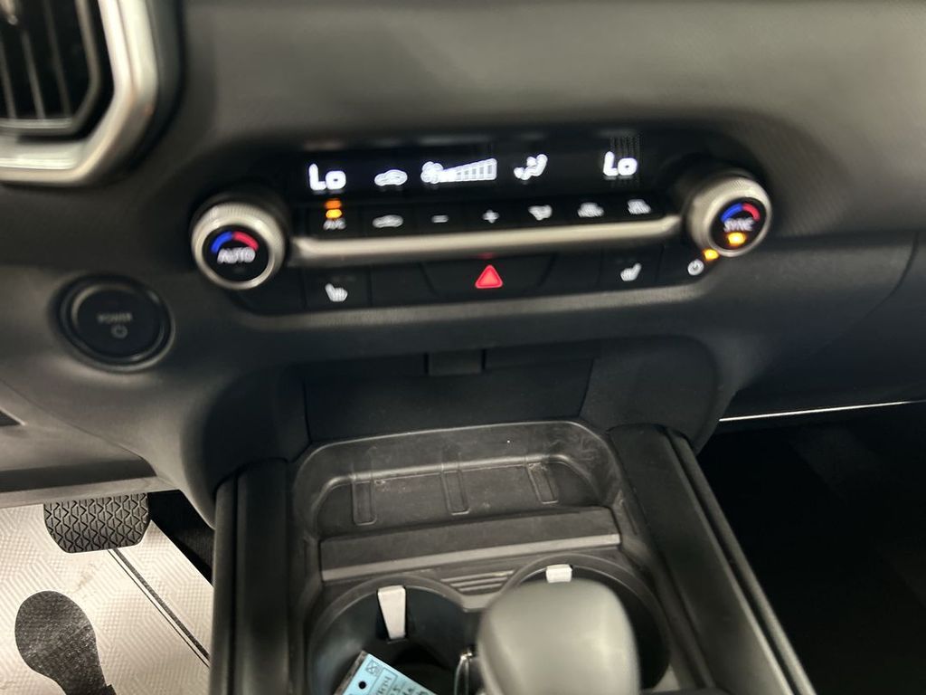 2025 Mazda CX-50 Preferred - Photo 16