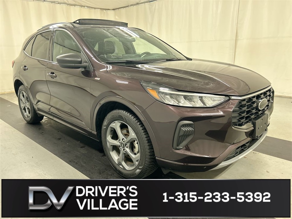 2023 Ford Escape ST-Line's photo