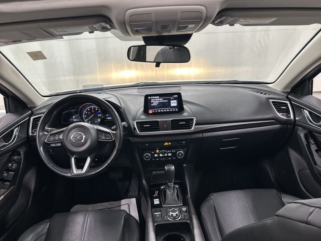 2017 Mazda Mazda3 Grand Touring - Photo 18