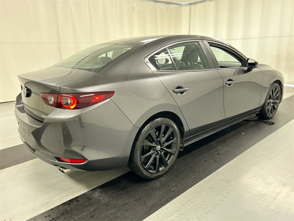 2025 Mazda Mazda3 Sedan 2.5 Select Sport photo 2