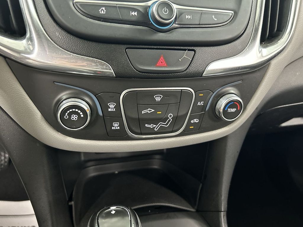 2019 Chevrolet Equinox LS - Photo 16