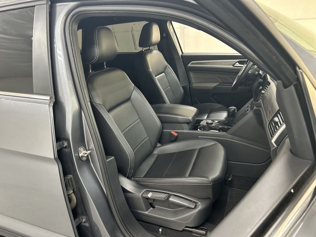 2023 Volkswagen Atlas Cross Sport SE w/Tech - Photo 22