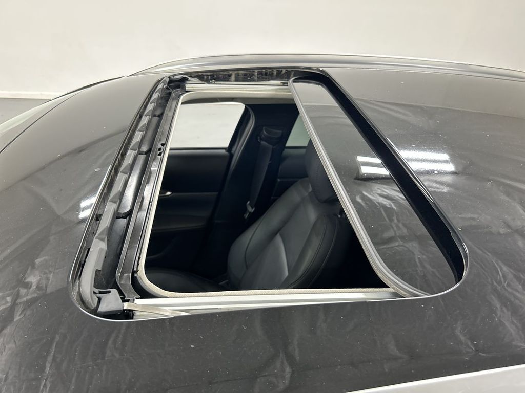 2024 Mazda CX-30 Premium - Photo 19