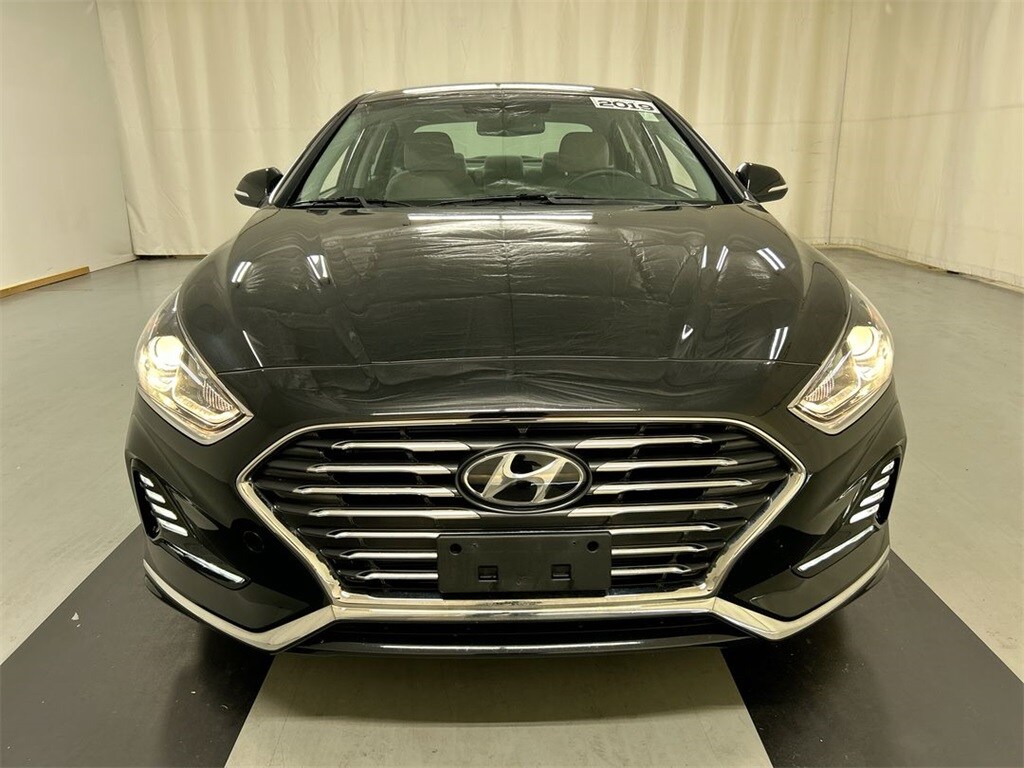2019 Hyundai Sonata Plug-In Hybrid photo 3