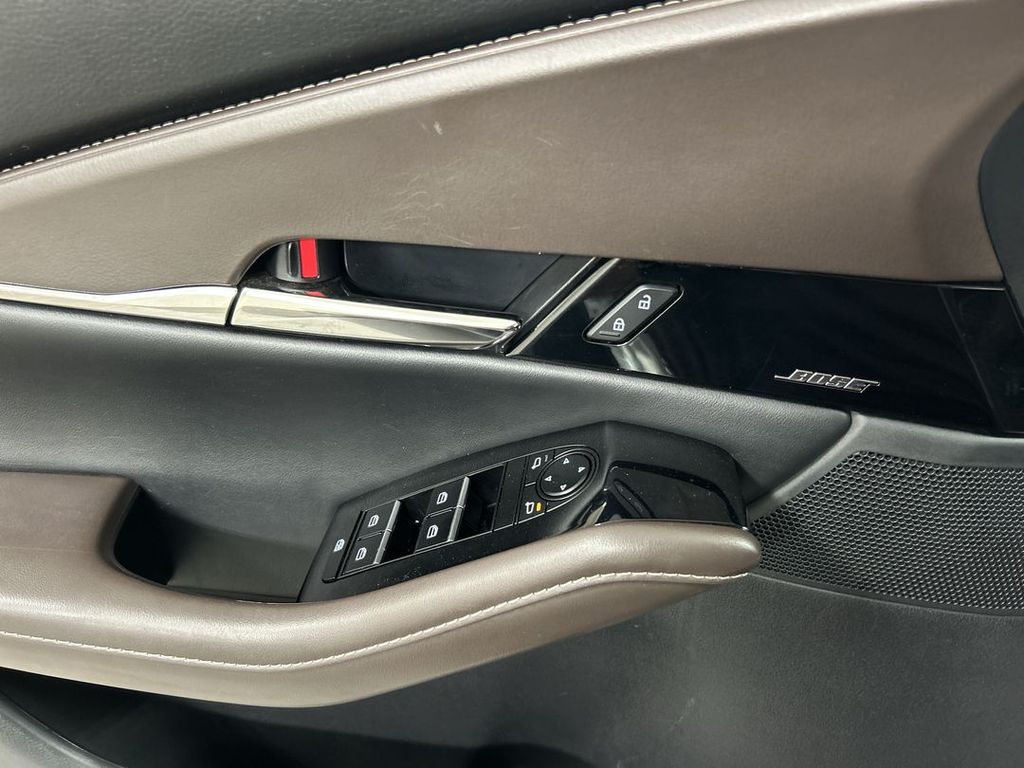 2024 Mazda CX-30 Premium - Photo 11