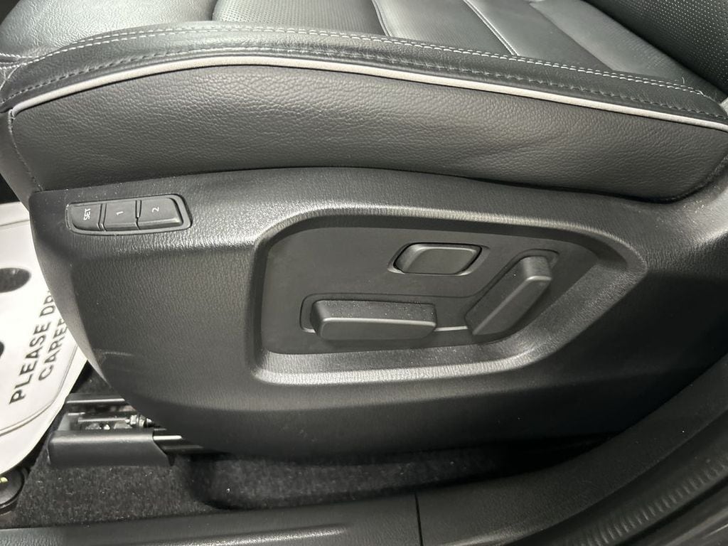 2025 Mazda CX-5 S Preferred package - Photo 10