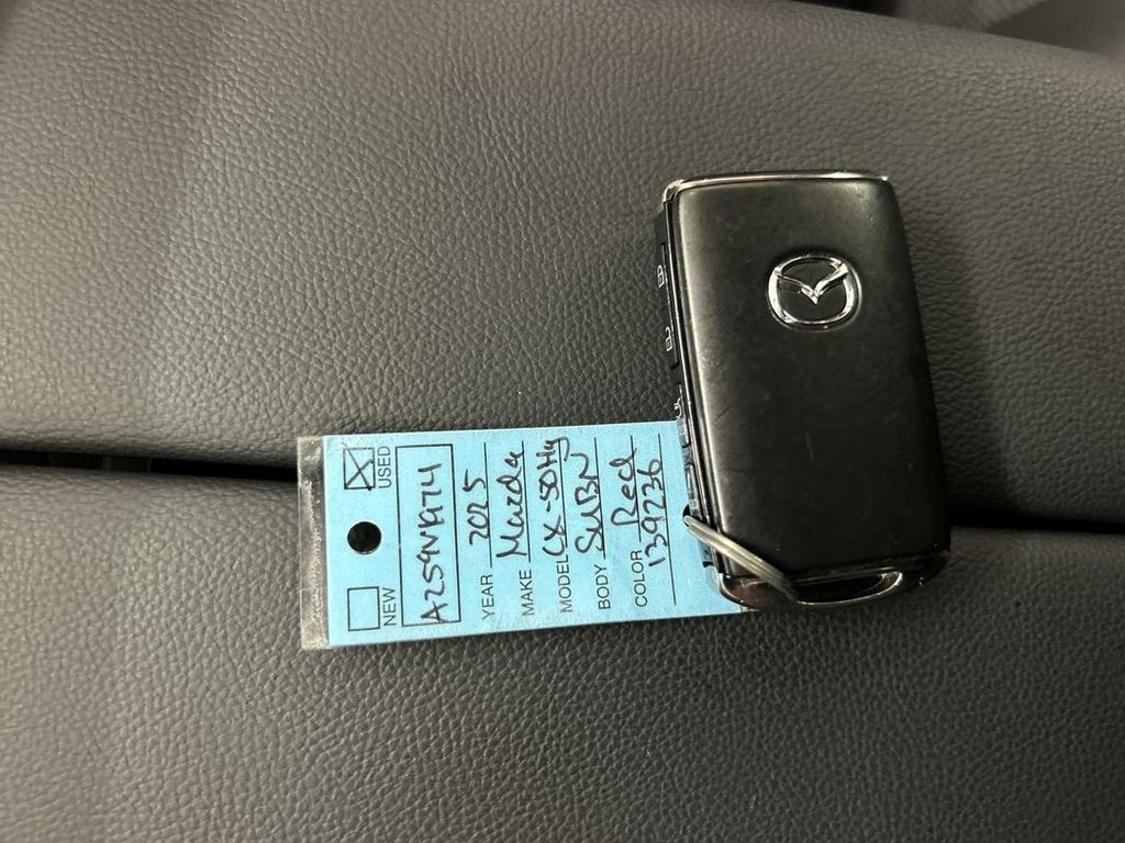 2025 Mazda CX-50 Preferred - Photo 12