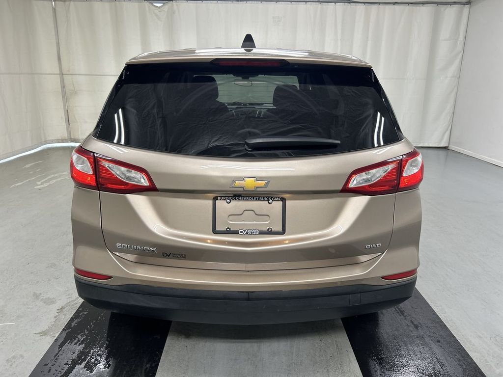 2019 Chevrolet Equinox LS - Photo 20