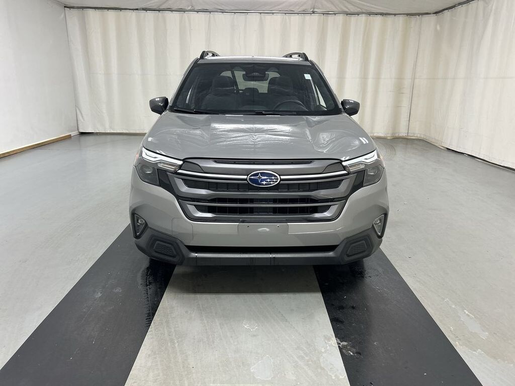 Used 2025 Subaru Forester Premium SUV