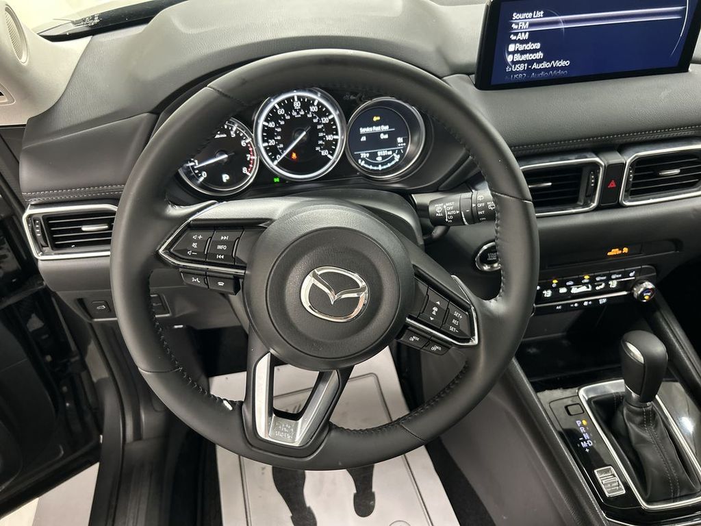 2025 Mazda CX-5 S Preferred package - Photo 4