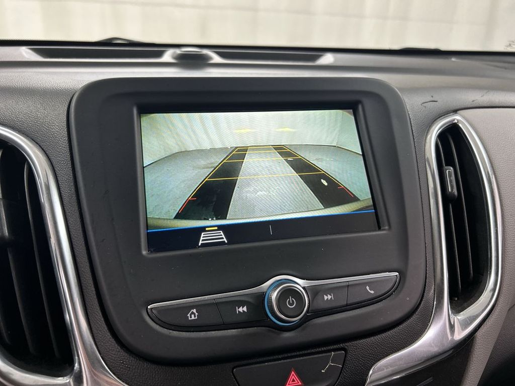 2019 Chevrolet Equinox LS - Photo 15