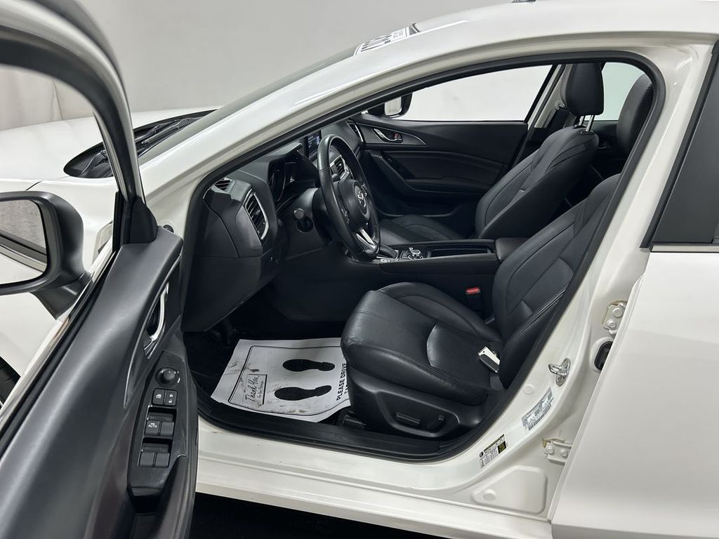 2017 Mazda Mazda3 Grand Touring - Photo 9