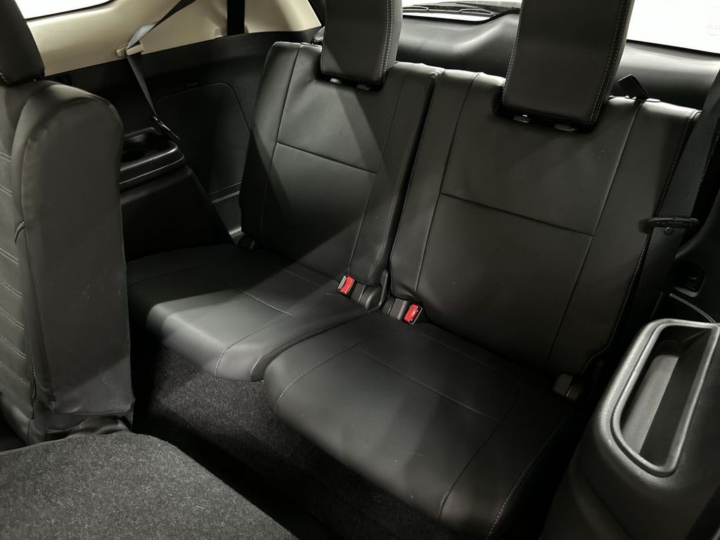 2020 Mitsubishi Outlander SE - Photo 19