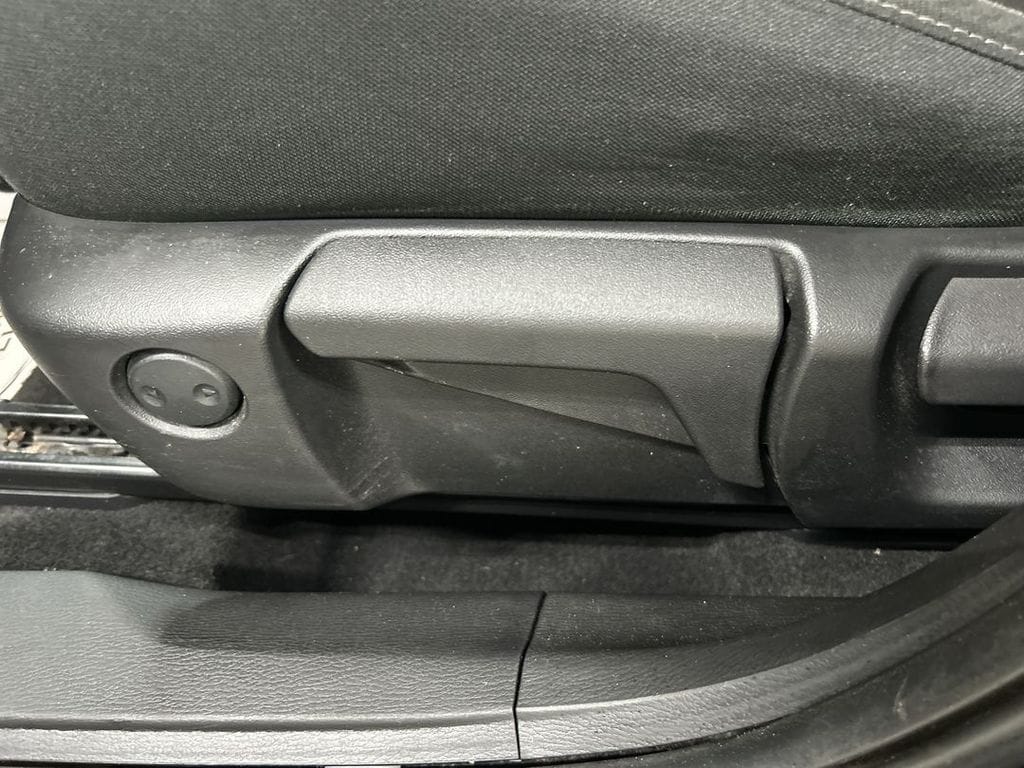 2022 Mitsubishi Outlander ES - Photo 10