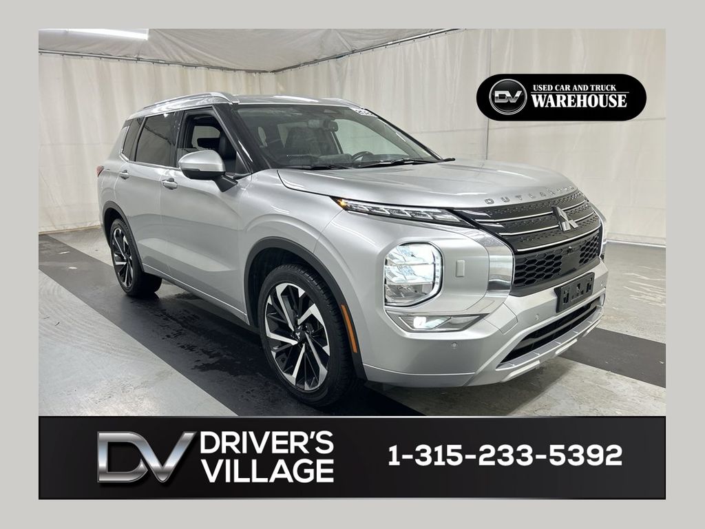 2022 Mitsubishi Outlander CUV 