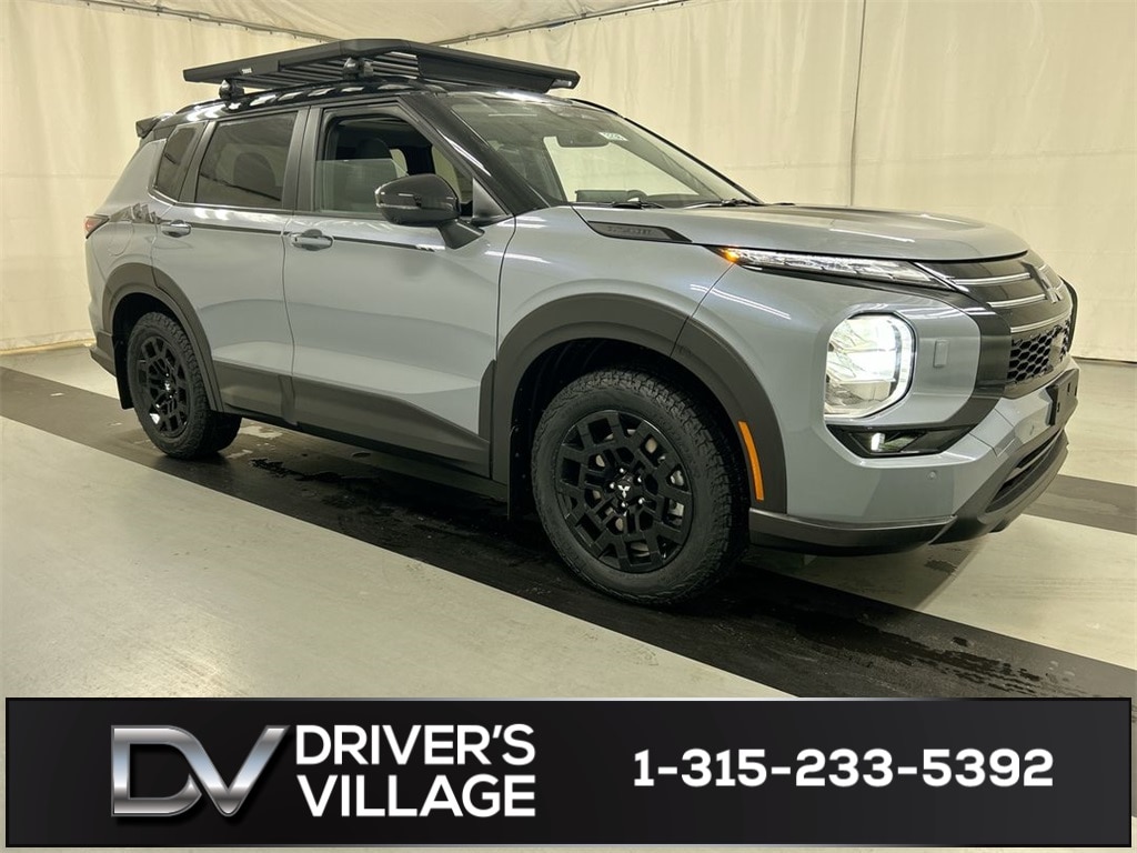 2026 Mitsubishi Outlander Trail Edition's photo