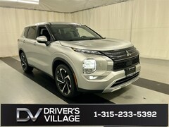 2022 Mitsubishi Outlander SE CUV