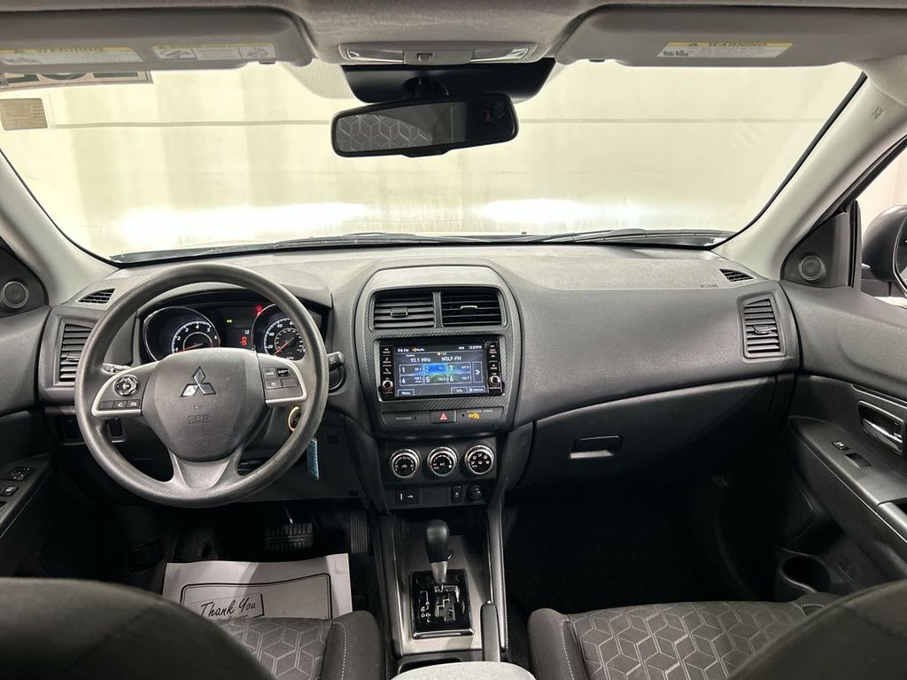 2021 Mitsubishi Outlander Sport ES - Photo 18