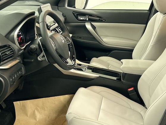 2026 Mitsubishi Eclipse Cross SEL - Photo 12
