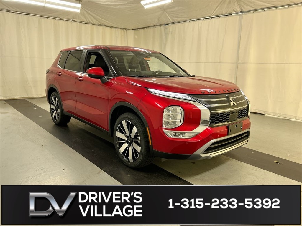 New 2025 Mitsubishi Outlander SE SUV