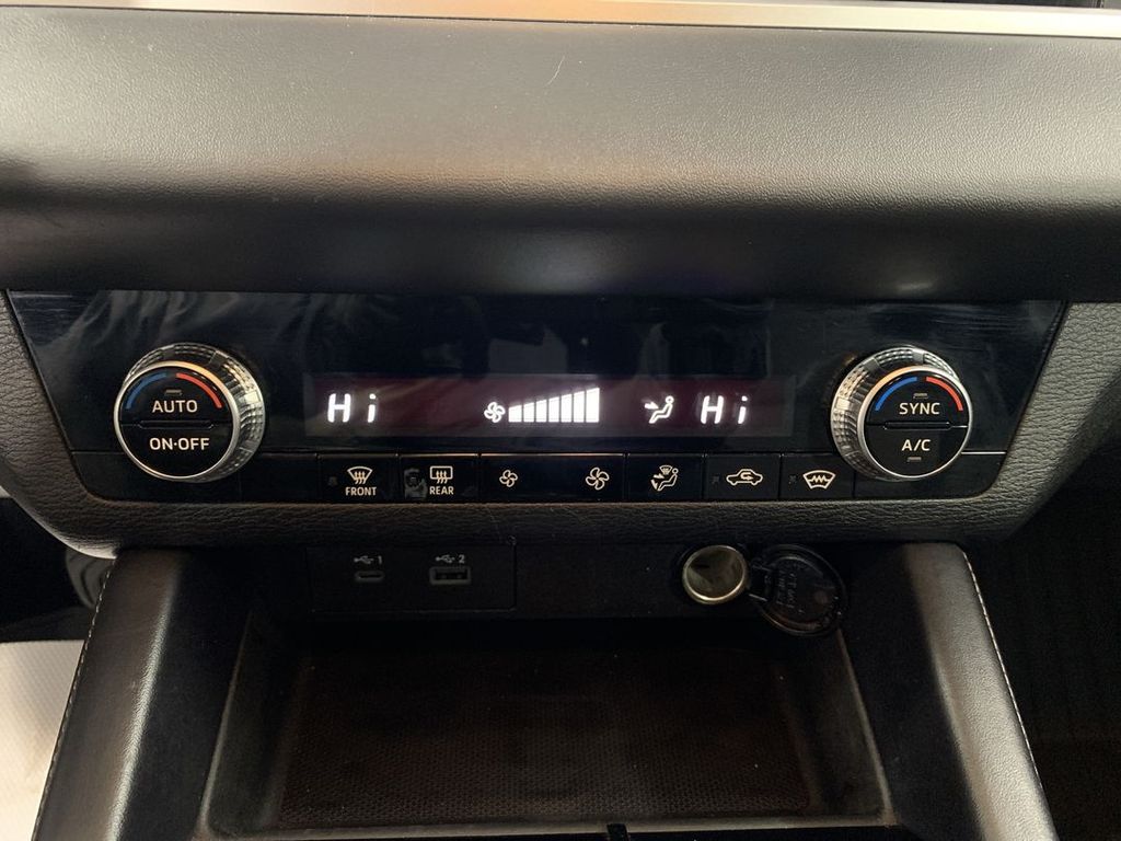 2022 Mitsubishi Outlander ES - Photo 16