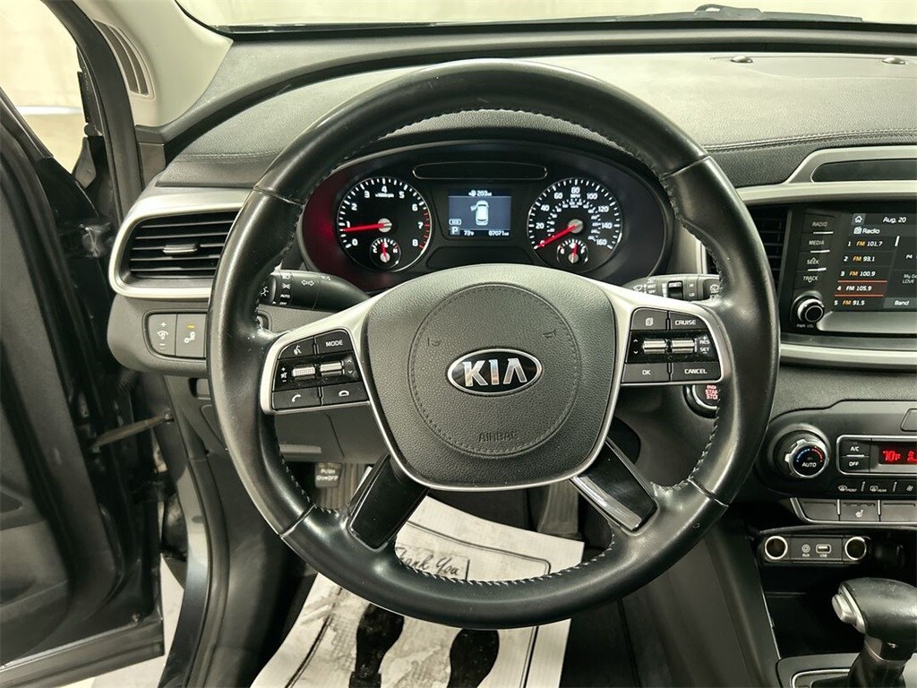 2020 Kia Sorento S photo 4